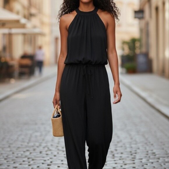 Ladies pantsuit, size 10 - Picture 3 of 13